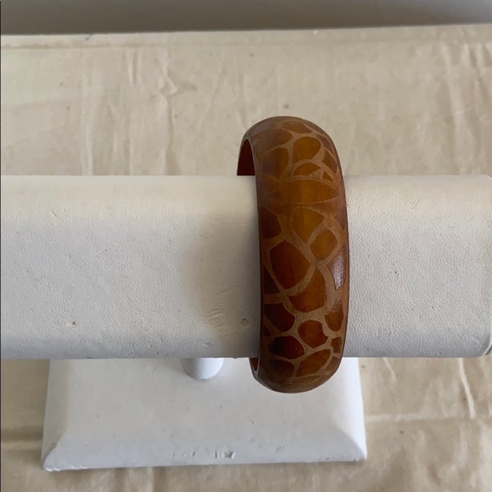 NWOT Wooden Bangle